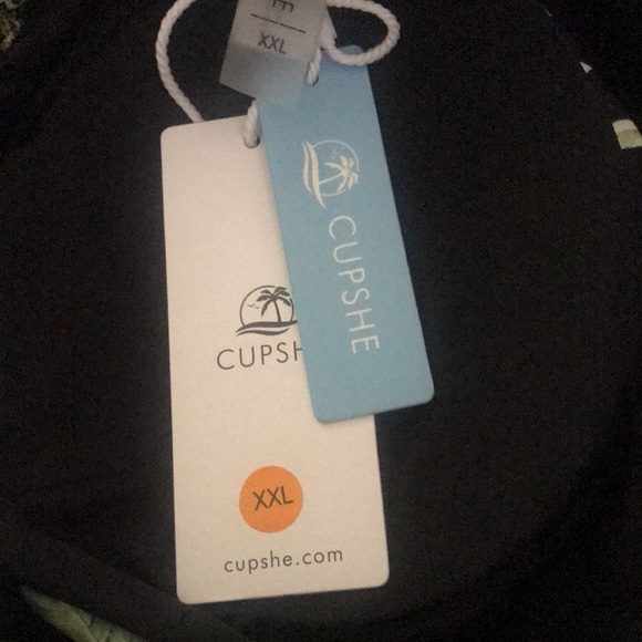 CUPSHE Plus Size Floral Leaf Print V-Neck One Piece Swimsuit Women Sexy Halter - Picture 6 of 8